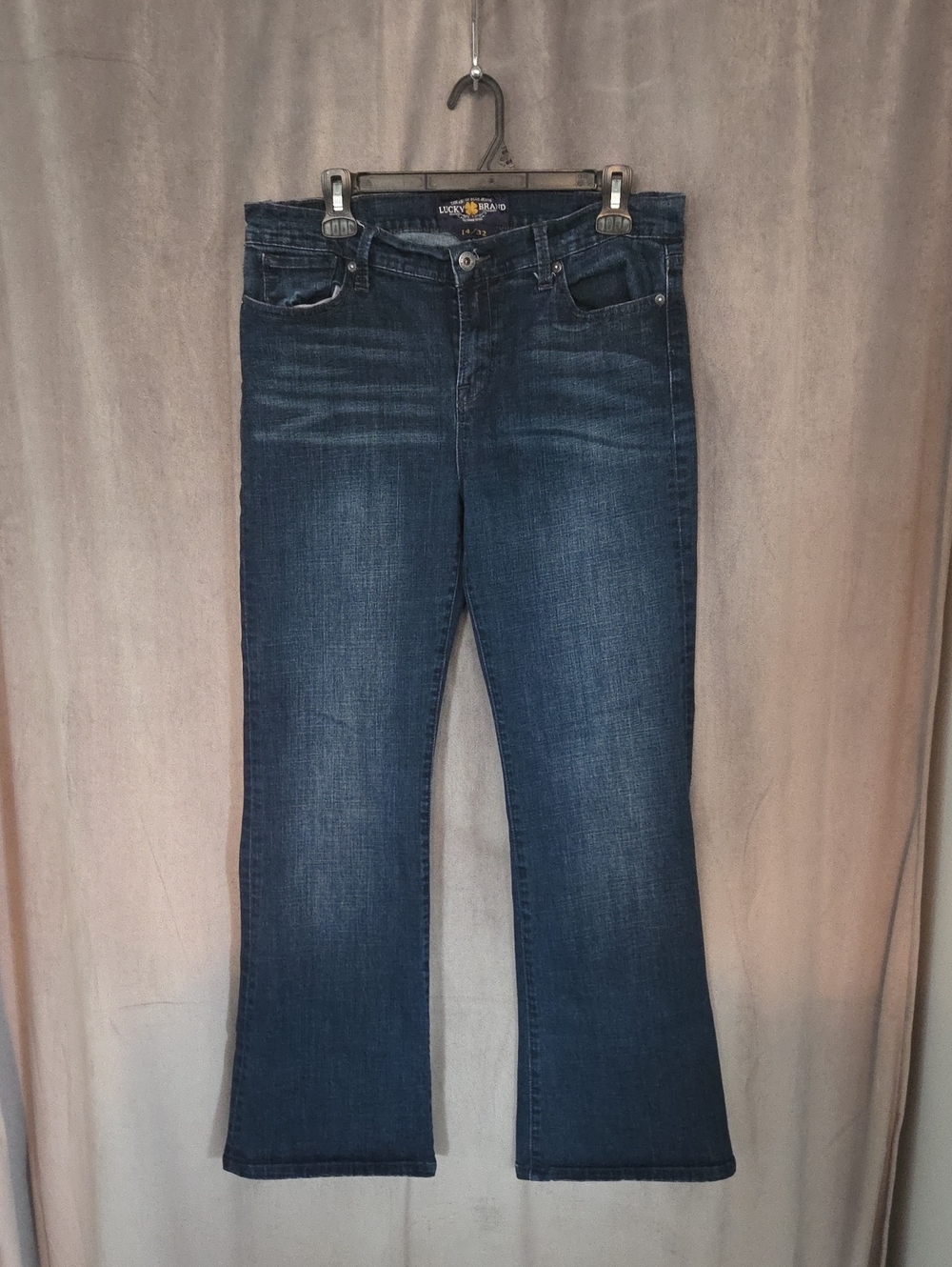 Lucky Brand Size 14 Dark Blue Flare Jeans